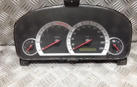 Chevrolet Captiva Speedometer (instrument cluster) 96858443 FJ7F190948