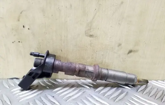 Volkswagen Crafter Fuel injector 076130277 0445115029