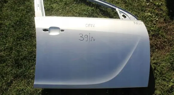 Opel Insignia A Front door Hrixbeiskebk