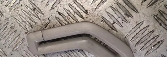 Volvo V50 Seat belt trim 8665745