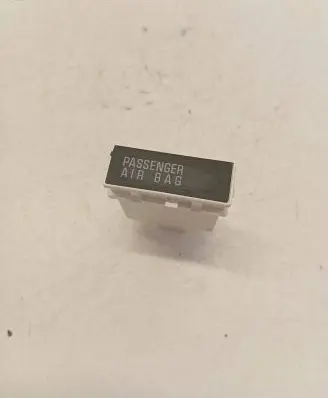 Mitsubishi Endeavor Passenger airbag on/off switch R3311