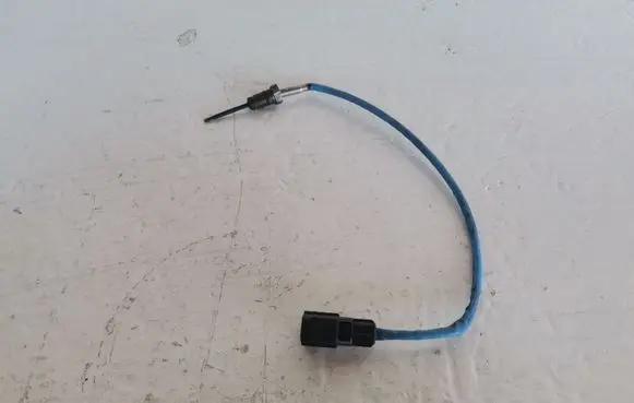 Ford Focus Exhaust gas temperature sensor 6M5112B591CA