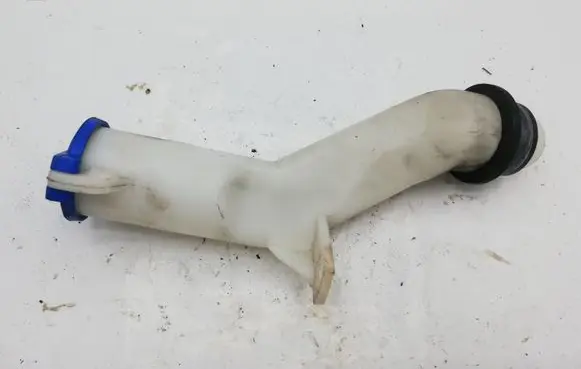 Hyundai ix 55 Window washer liquid tank fill tube NOCODE