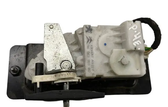 Peugeot 607 Tailgate/trunk/boot lock/catch/latch 9656395580