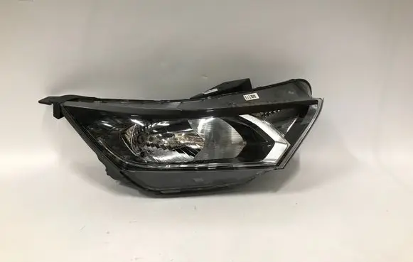 Hyundai i20 (BC3 BI3) Headlight/headlamp 92102Q0000