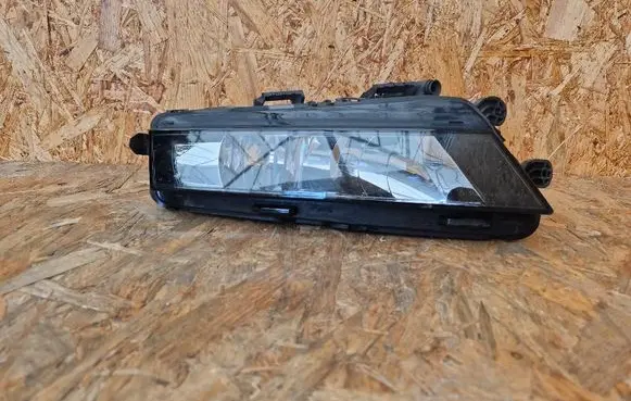 Skoda Octavia Mk3 (5E) Front fog light 5E0941699f