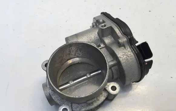 Ford Kuga III Throttle valve DS7E9F991AK