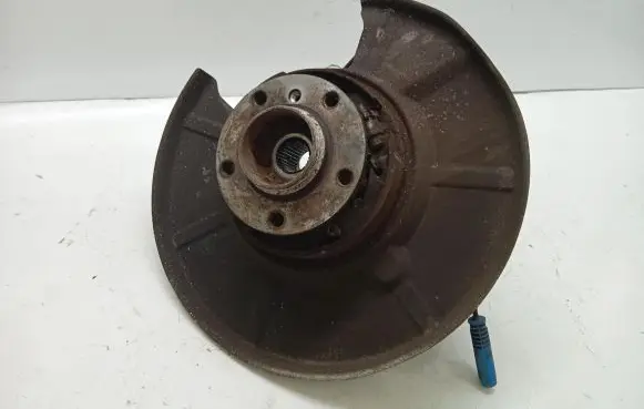 BMW 7 E65 E66 Rear wheel hub spindle/knuckle 