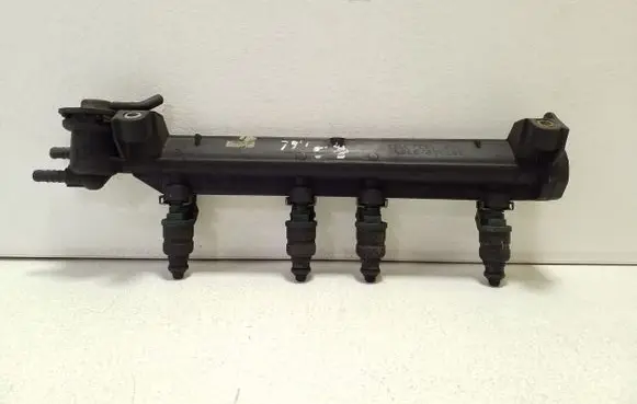 Audi A3 S3 8L Fuel main line pipe 06A133317A