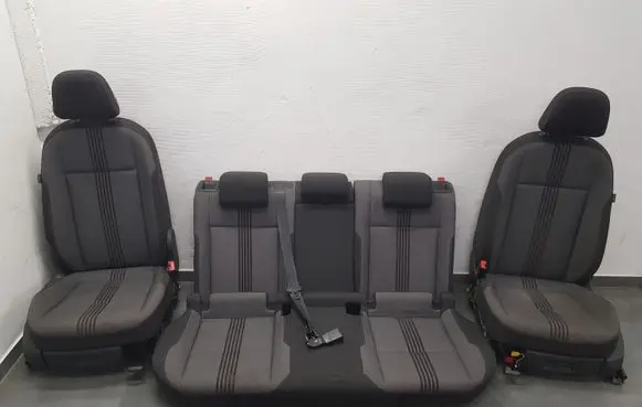 Volkswagen Golf VII Seat set 