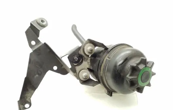 BMW X3 E83 Power steering fluid tank/reservoir 32411097164 1097164