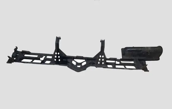 Citroen C4 I Picasso Front bumper mounting bracket 9654198680 2000637
