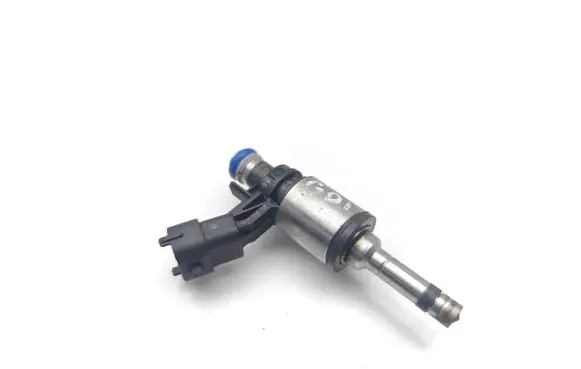 Hyundai Tucson LM Fuel injector 0261500100