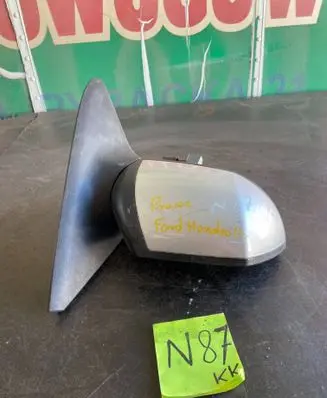 Ford Mondeo Mk III Front door electric wing mirror E9024119 E9014419