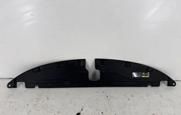 Chrysler Pacifica Engine bonnet/hood lock trim molding 68227299AA