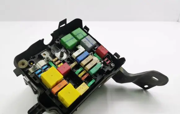 Citroen C4 Cactus Fuse module