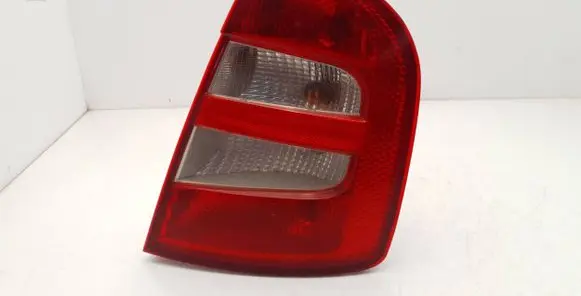 Skoda Fabia Mk1 (6Y) Rear/tail lights 6Y6945112B 6Y6945096B