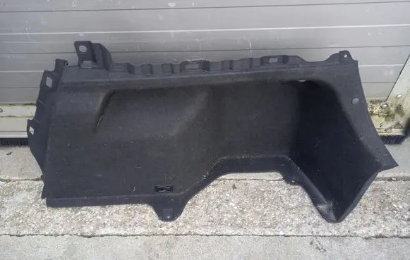 Hyundai Ioniq Trunk/boot lower side trim panel 