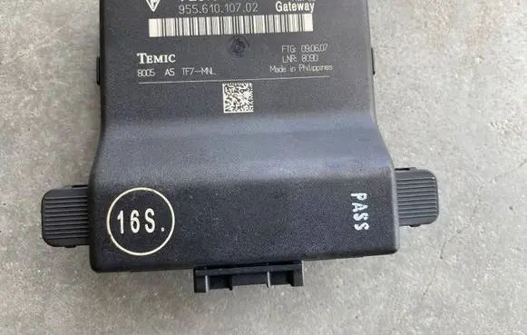 Porsche Cayenne (9PA) Gateway control module 7L5907530B 95561010702
