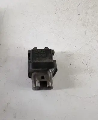 Toyota RAV 4 (XA20) Glow plug pre-heat relay 1567000671 1567002111 2861067010