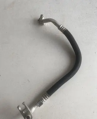 Maserati Ghibli Air conditioning (A/C) pipe/hose 06701549780