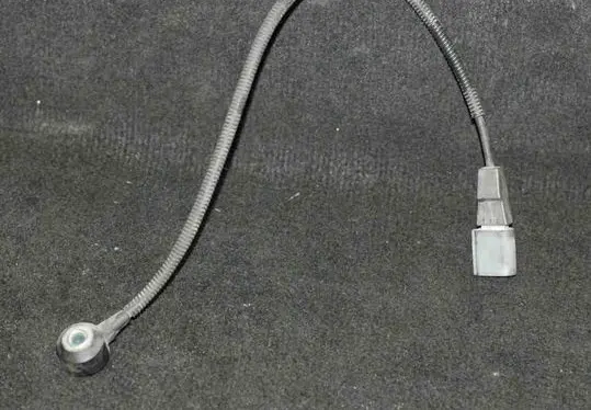 Audi A6 S6 C6 4F Detonation knock sensor 06E905377C