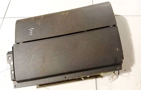 Volkswagen Touran II Glove box 1t1857097j