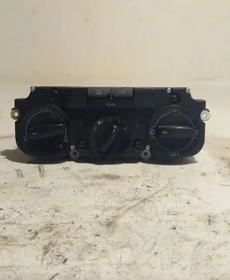 Volkswagen Touran I Climate control unit 00034222