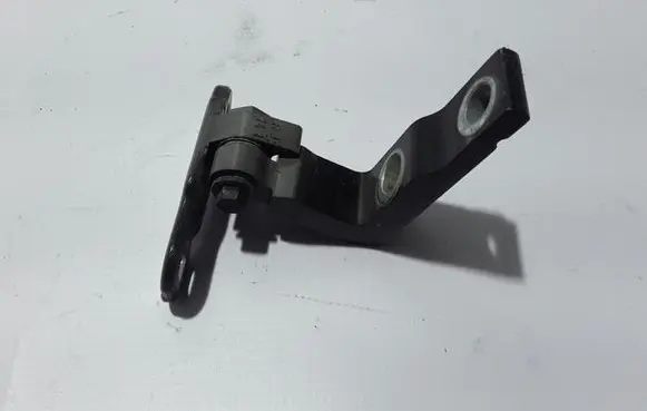 Volvo XC40 Front door upper hinge 31424586