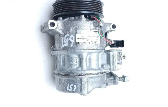 Mercedes-Benz C W205 Air conditioning (A/C) compressor (pump) A0008304400