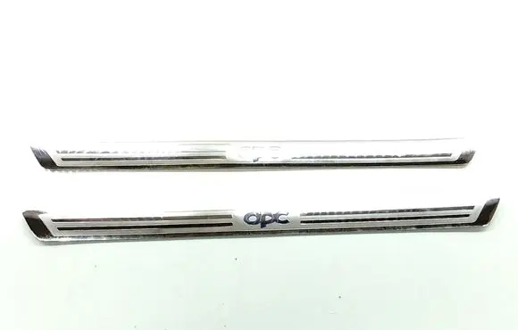 Rear sill trim cover