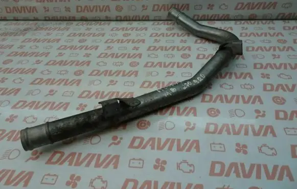 Mercedes-Benz A W176 Engine coolant pipe/hose A2702032908