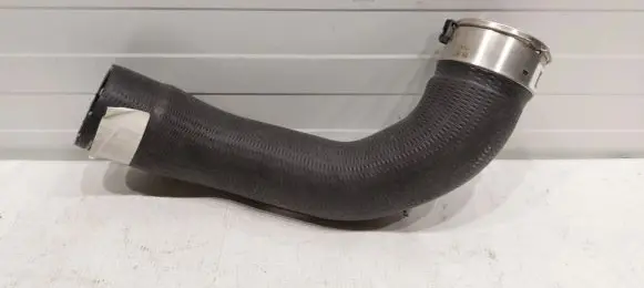 Chevrolet Camaro Intercooler hose/pipe 22799479