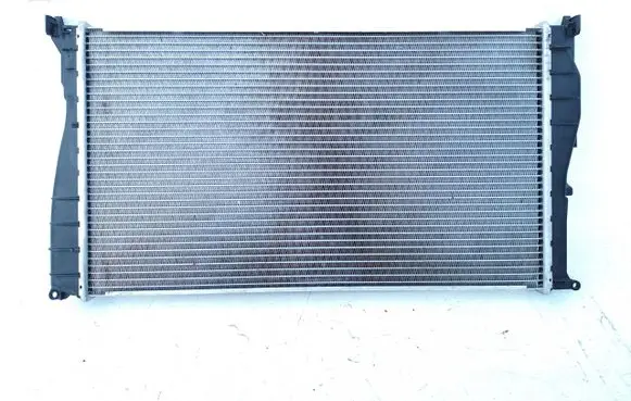 BMW 3 E90 E91 Coolant radiator 17117788903
