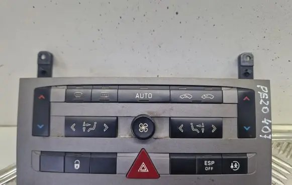 Peugeot 407 Climate control unit 96573322