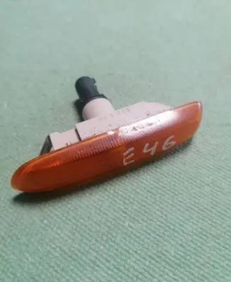 BMW 3 E46 Front fender indicator light 63138370720