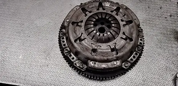 Nissan X-Trail T30 Clutch set kit 324027310