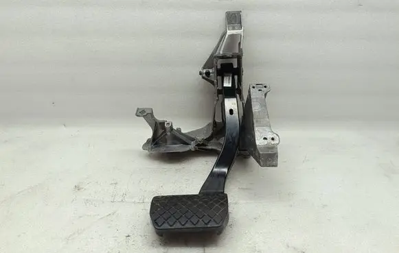 Audi A6 S6 C6 4F Brake pedal 4F1723140