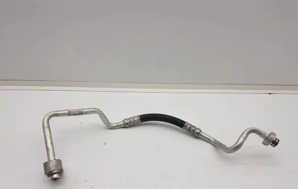 Jaguar I-Pace Air conditioning (A/C) pipe/hose