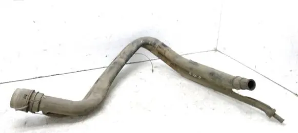 Fuel tank filler neck pipe