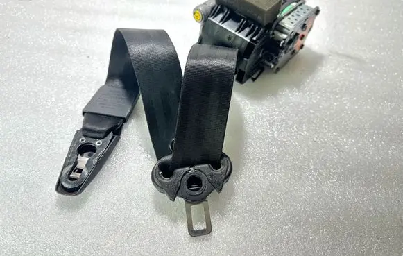 Audi A4 S4 B8 8K Front seatbelt 8K1857705J 306226299G48 180309