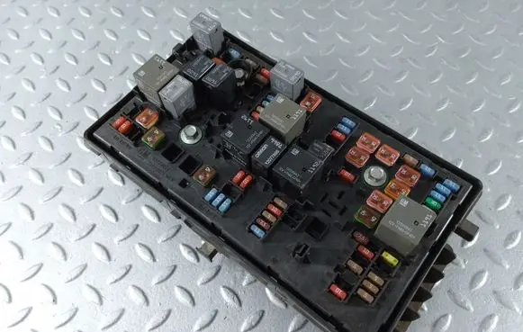 Cadillac XTS Fuse box set 22873758