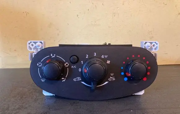 Dacia Dokker Air conditioner control unit module 5P3741100 5P3741700