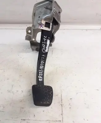 Opel Corsa C Clutch pedal 