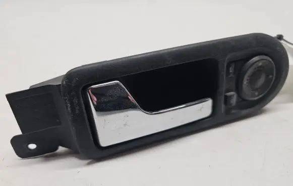 Wing mirror switch