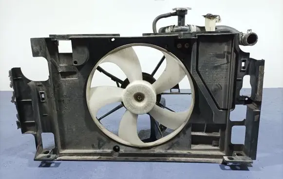 Toyota Yaris Electric radiator cooling fan 16040-0M040