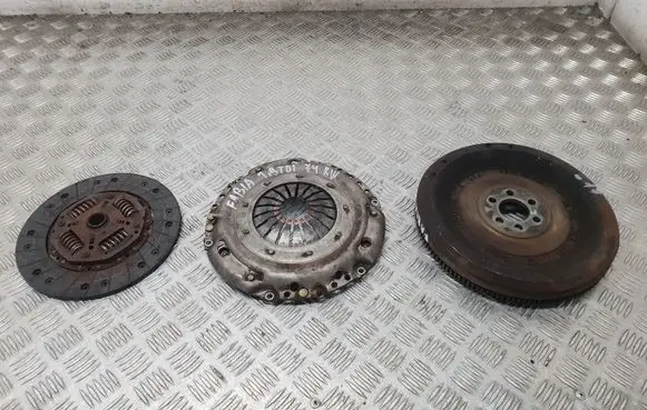 Skoda Fabia Mk1 (6Y) Clutch set kit 037105273C 038141032