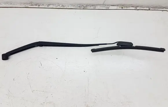Hyundai Tucson TL Windshield/front glass wiper blade 
