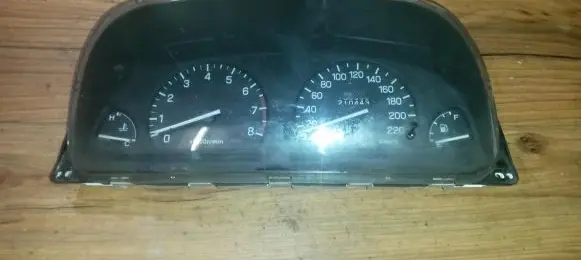 Subaru Impreza I Speedometer (instrument cluster) 85012fa520 ns-g010-l