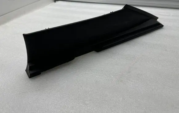 Tesla Model S (C) pillar trim 101033900C